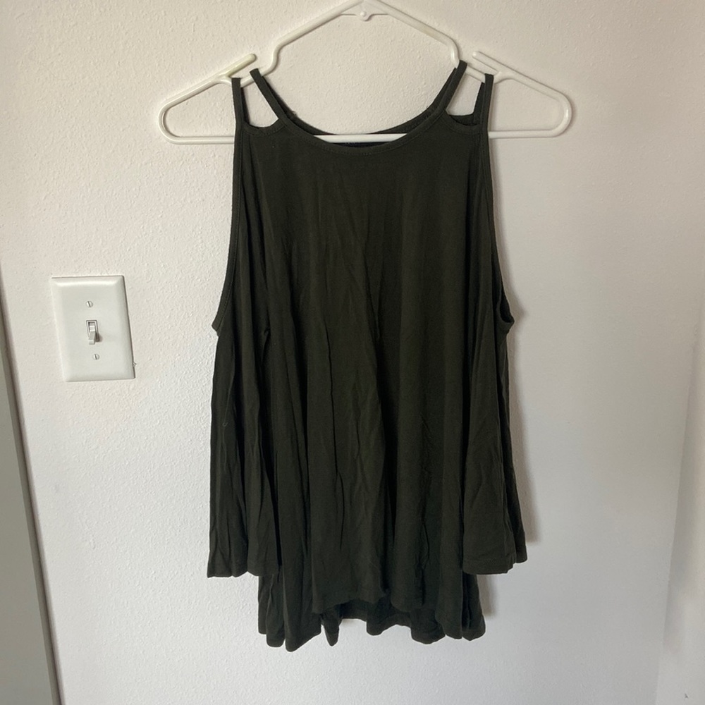 Green cut out shoulder long sleeve